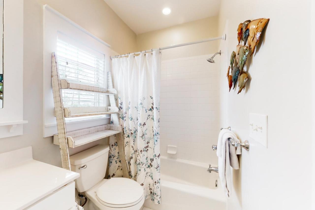 Barefoot Cottages #B8 Jasmine By The Bay Highland View Exteriör bild